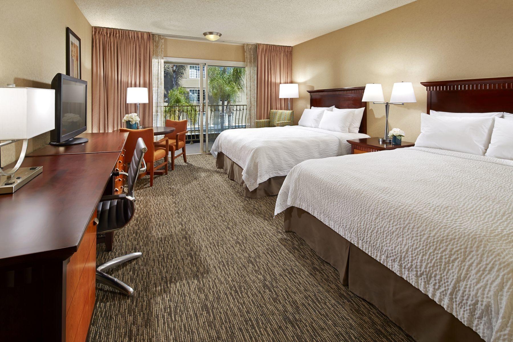 Family Friendly Anaheim Hotel Rooms Suites Portofino Inn