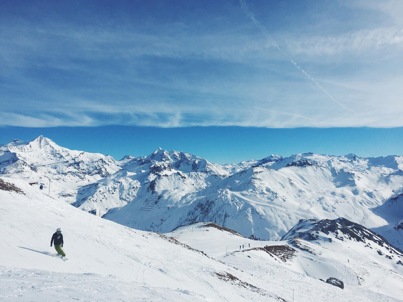 Snowboarding near Hotel Les Gentianettes, The Originals Relais