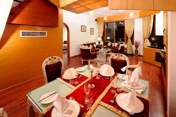 Royal Suite at ManuAllaya Resort Spa Manali in Himachal Pradesh