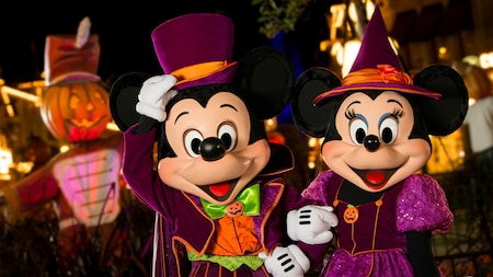 Mickey & Minnie at Disneyland Halloween