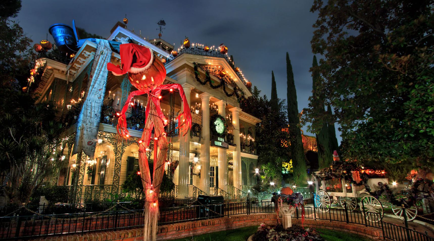 Haunted Mansion decorated for Halloween
