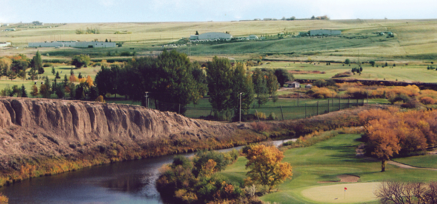 swift current golf course in the fall